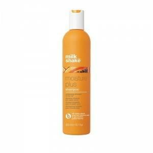Milk Shake Moisture Plus, nawilżający szampon do włosów przesuszonych, 300ml Milk Shake Moisture Plus, nawilżający szampon do włosów przesuszonych, 300ml
